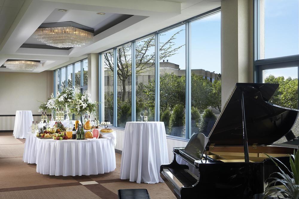 Sheraton Vancouver Guildford Hotel Surrey Bagian luar foto